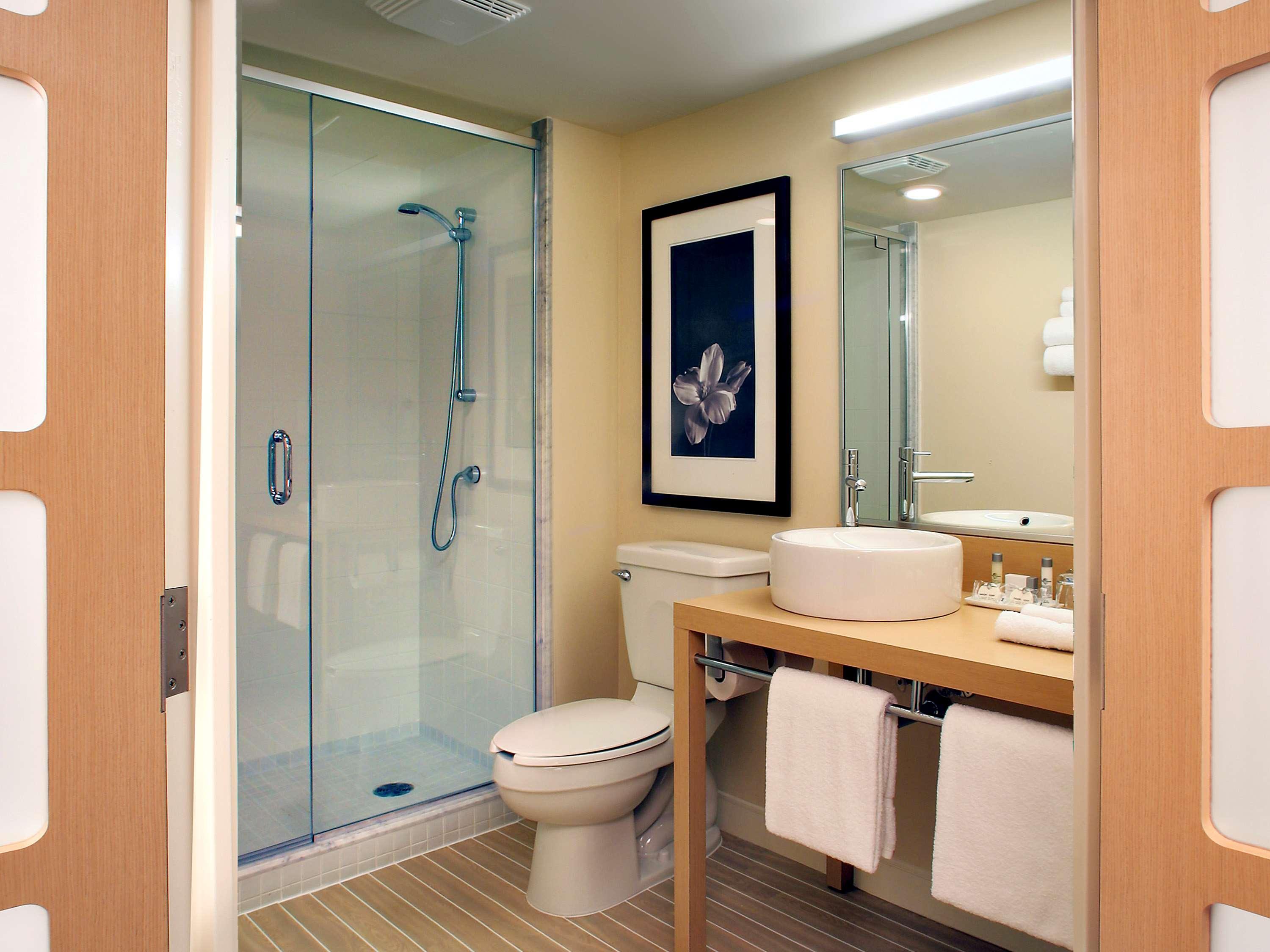 Novotel Montreal Aeroport Dorval Zewnętrze zdjęcie