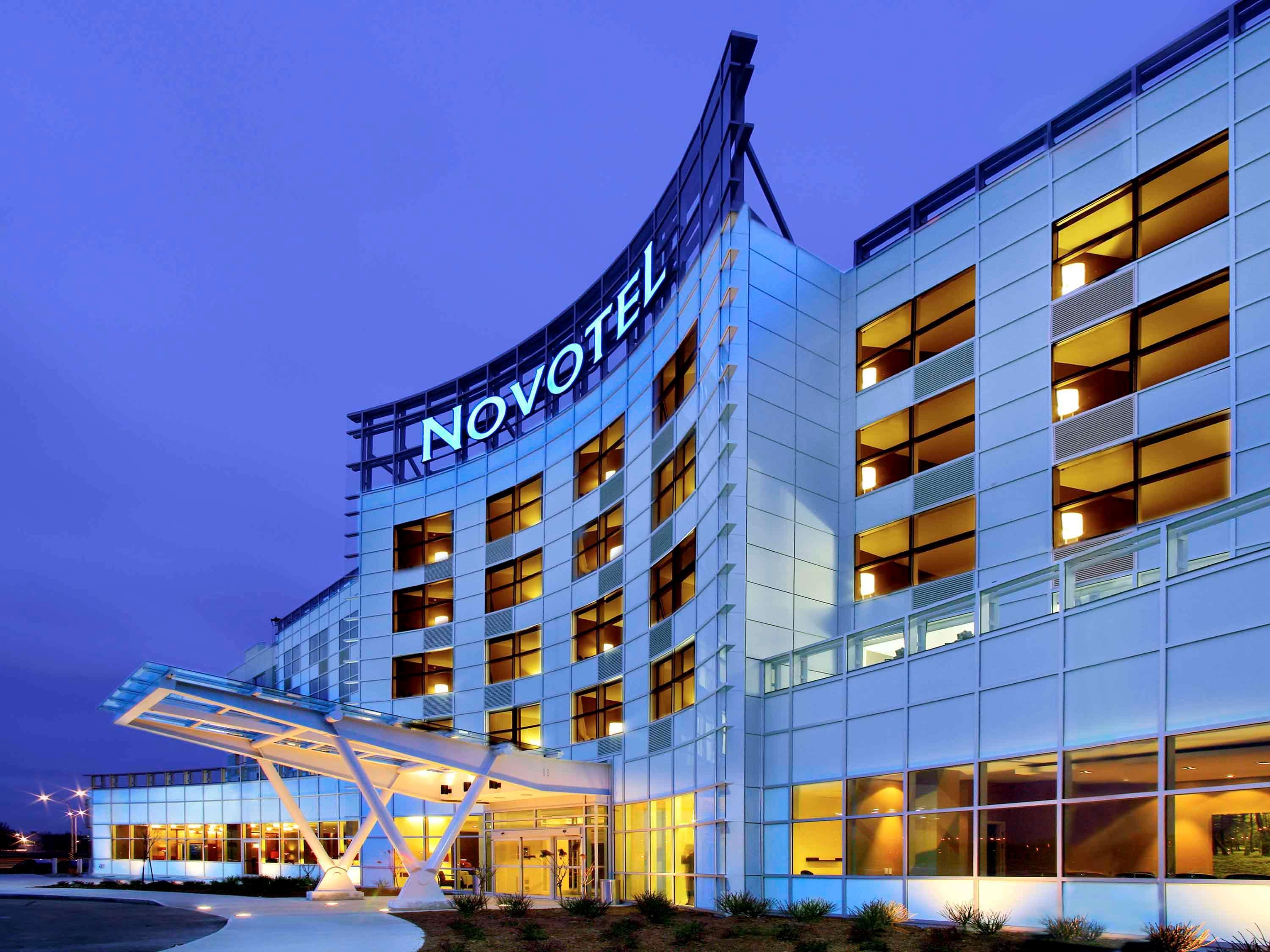 Novotel Montreal Aeroport Dorval Zewnętrze zdjęcie