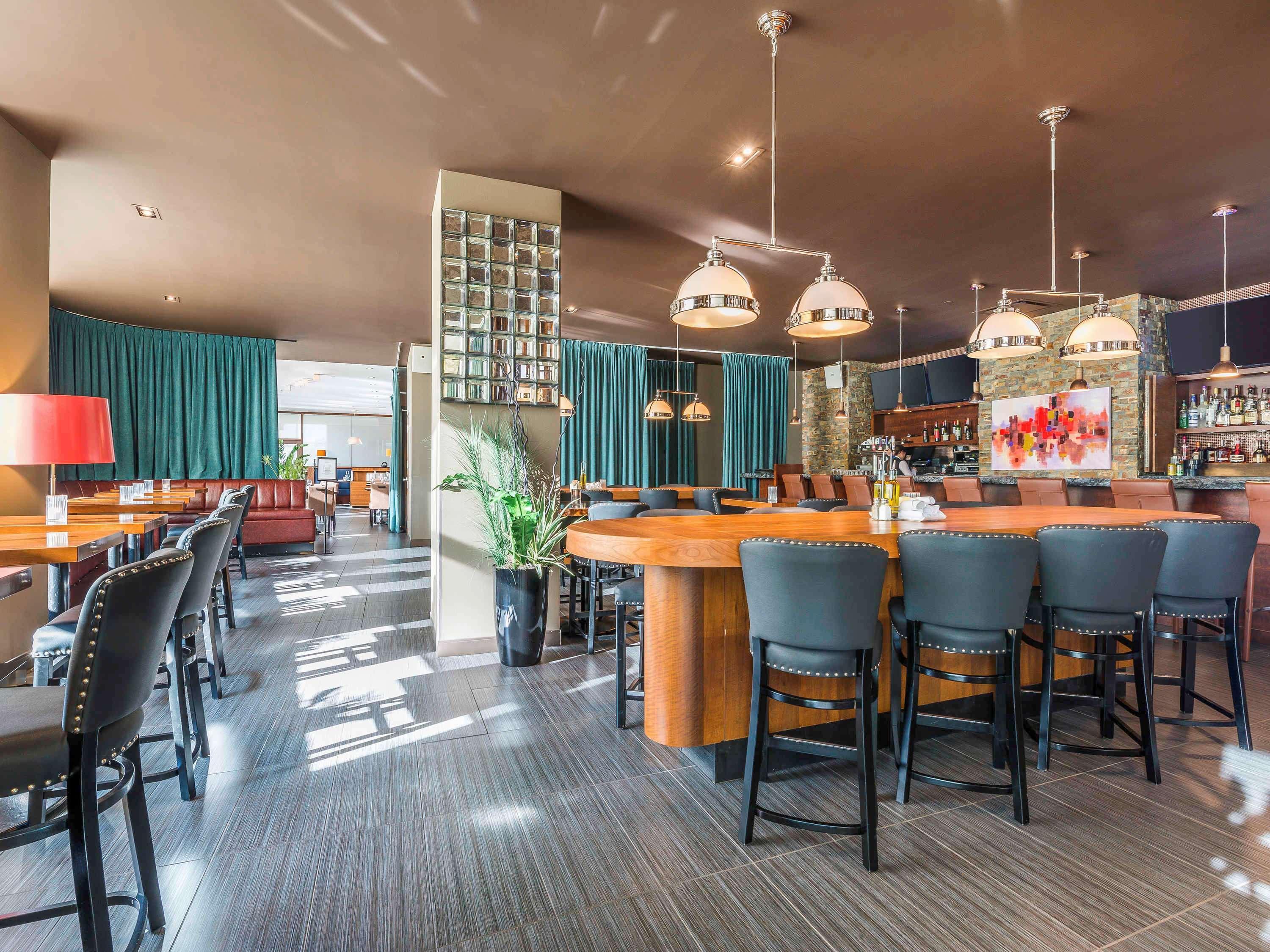 Novotel Montreal Aeroport Dorval Zewnętrze zdjęcie