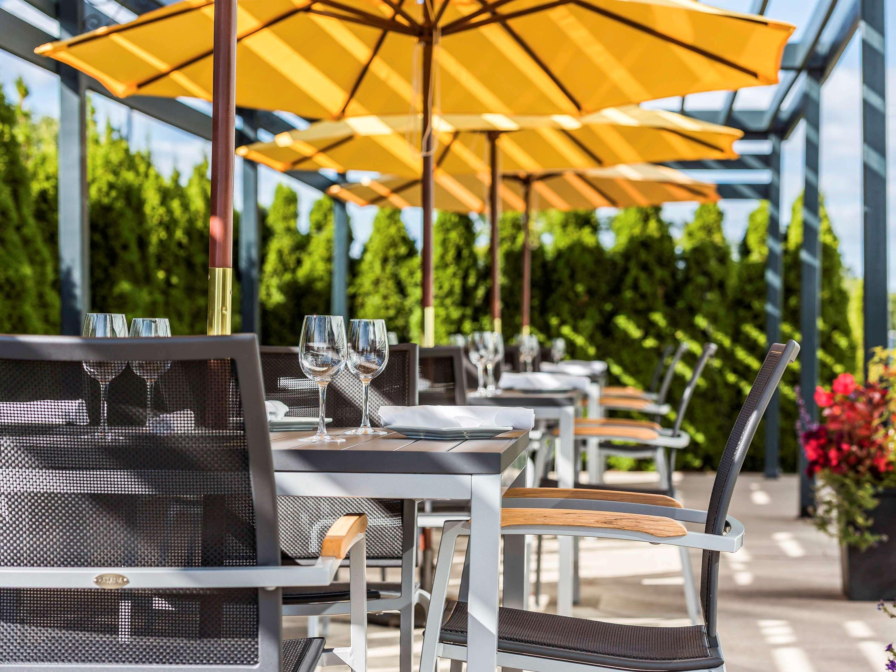 Novotel Montreal Aeroport Dorval Zewnętrze zdjęcie